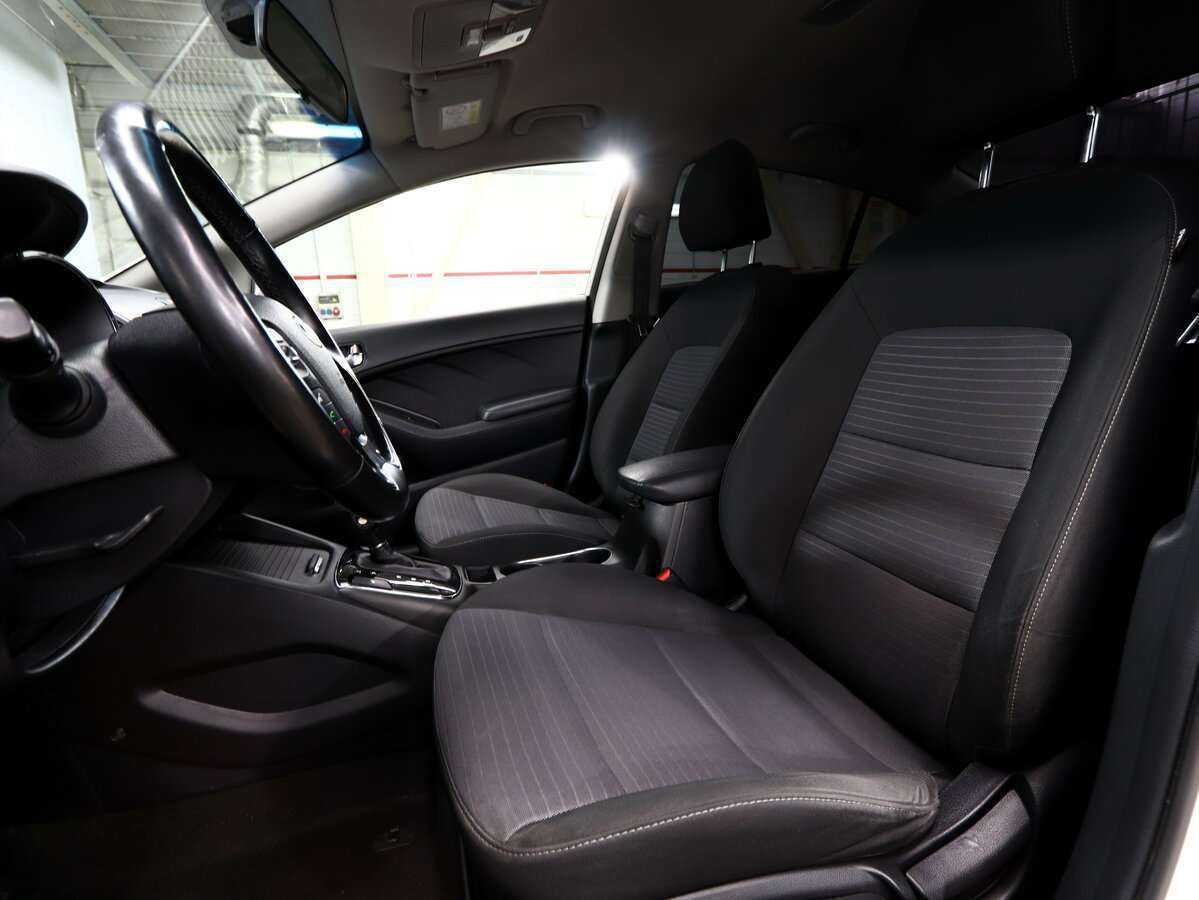 Б/У Киа Церато 2018 года. Фото: #8