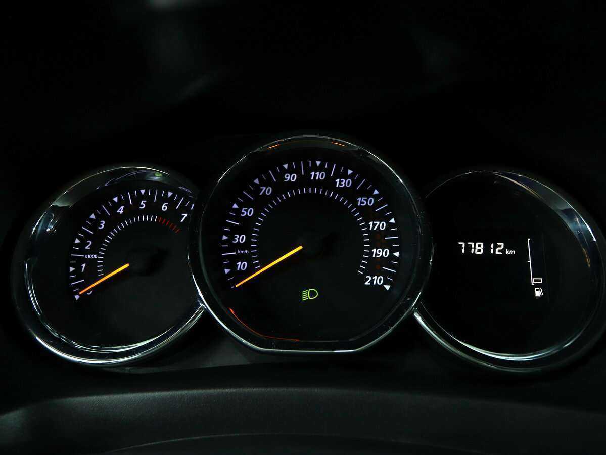 Б/У Рено Сандеро 2020 года. Фото: #11