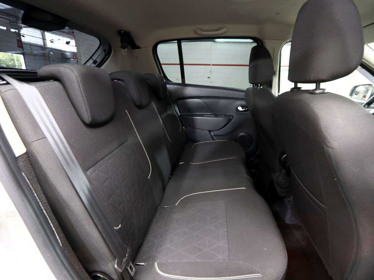 Б/У Рено Сандеро 2020 года. Фото: #21