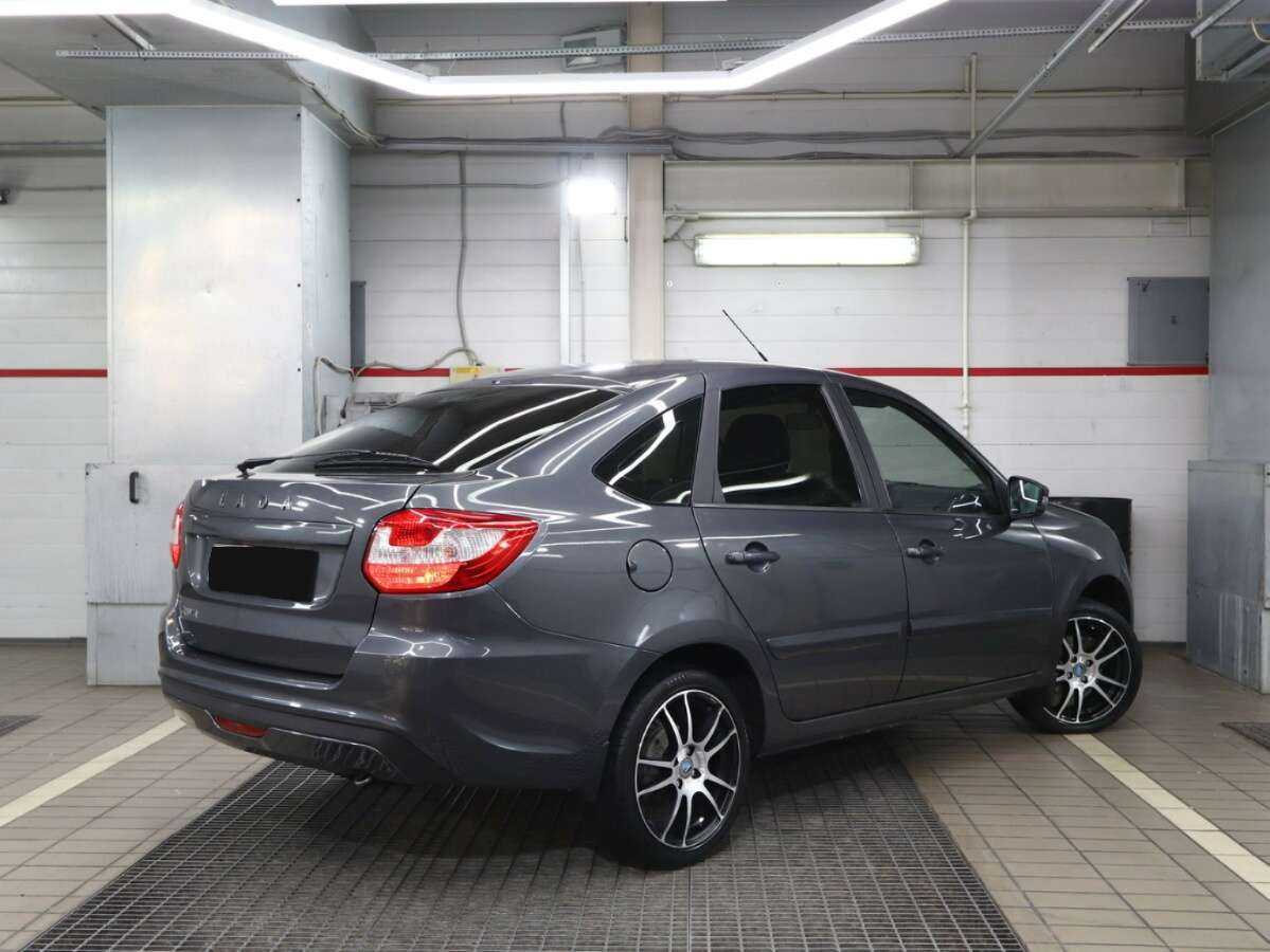 Б/У Лада (ВАЗ) Гранта 2020 года. Фото: #3