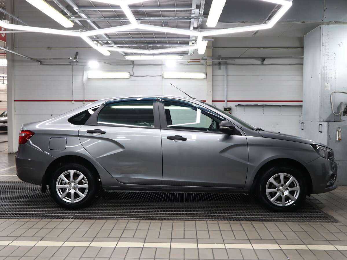 Б/У Лада (ВАЗ) Веста 2018 года. Фото: #2