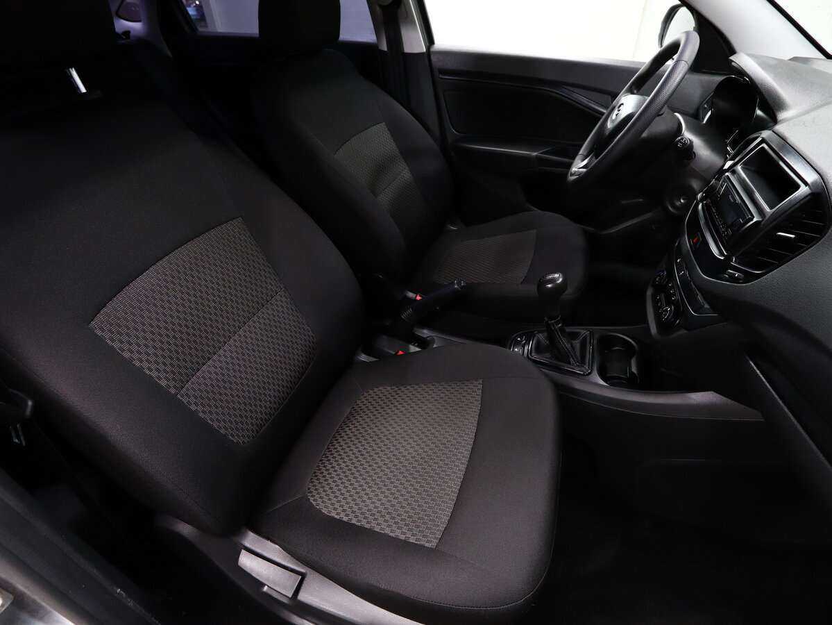 Б/У Лада (ВАЗ) Веста 2018 года. Фото: #8