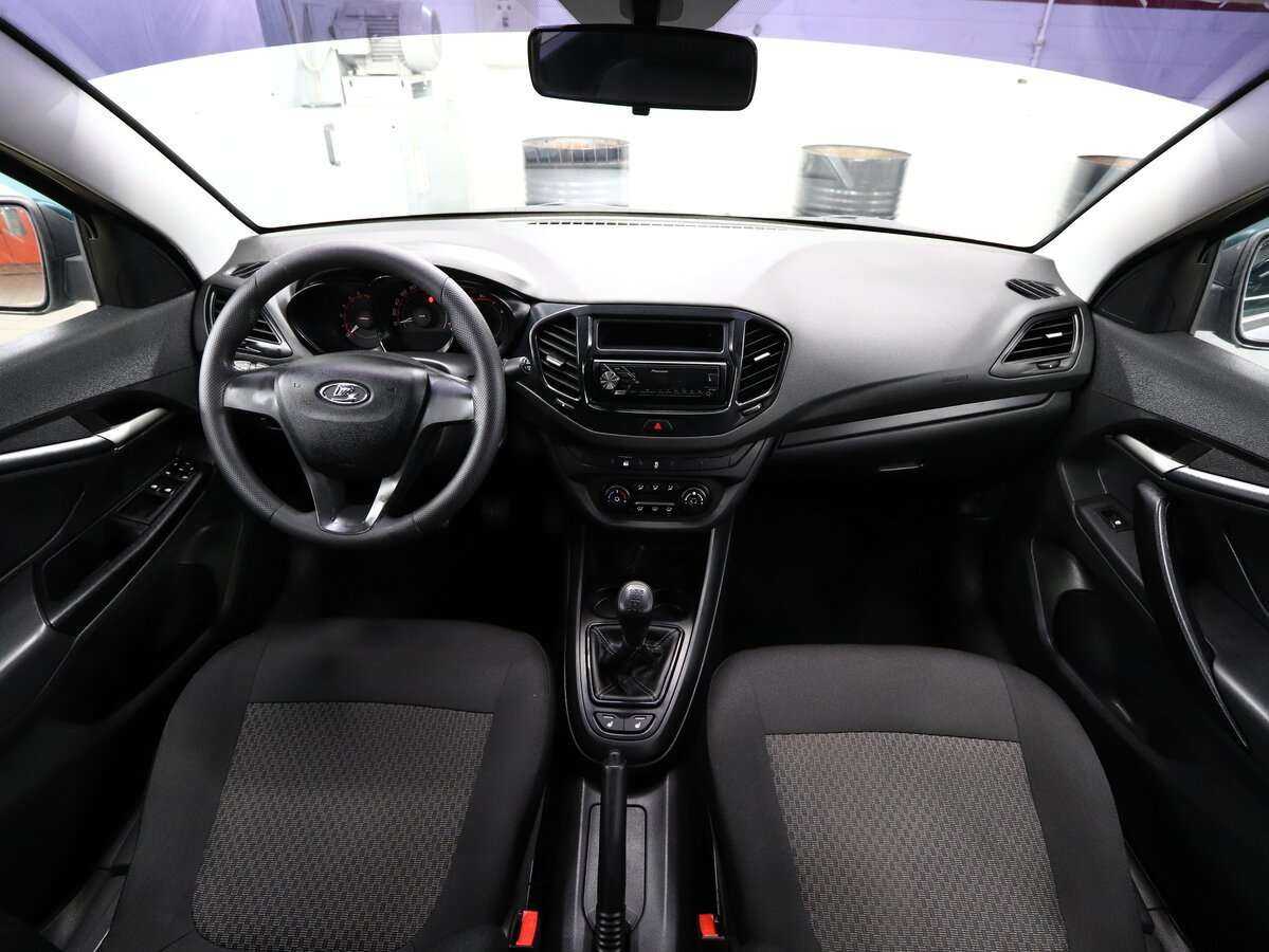 Б/У Лада (ВАЗ) Веста 2018 года. Фото: #9