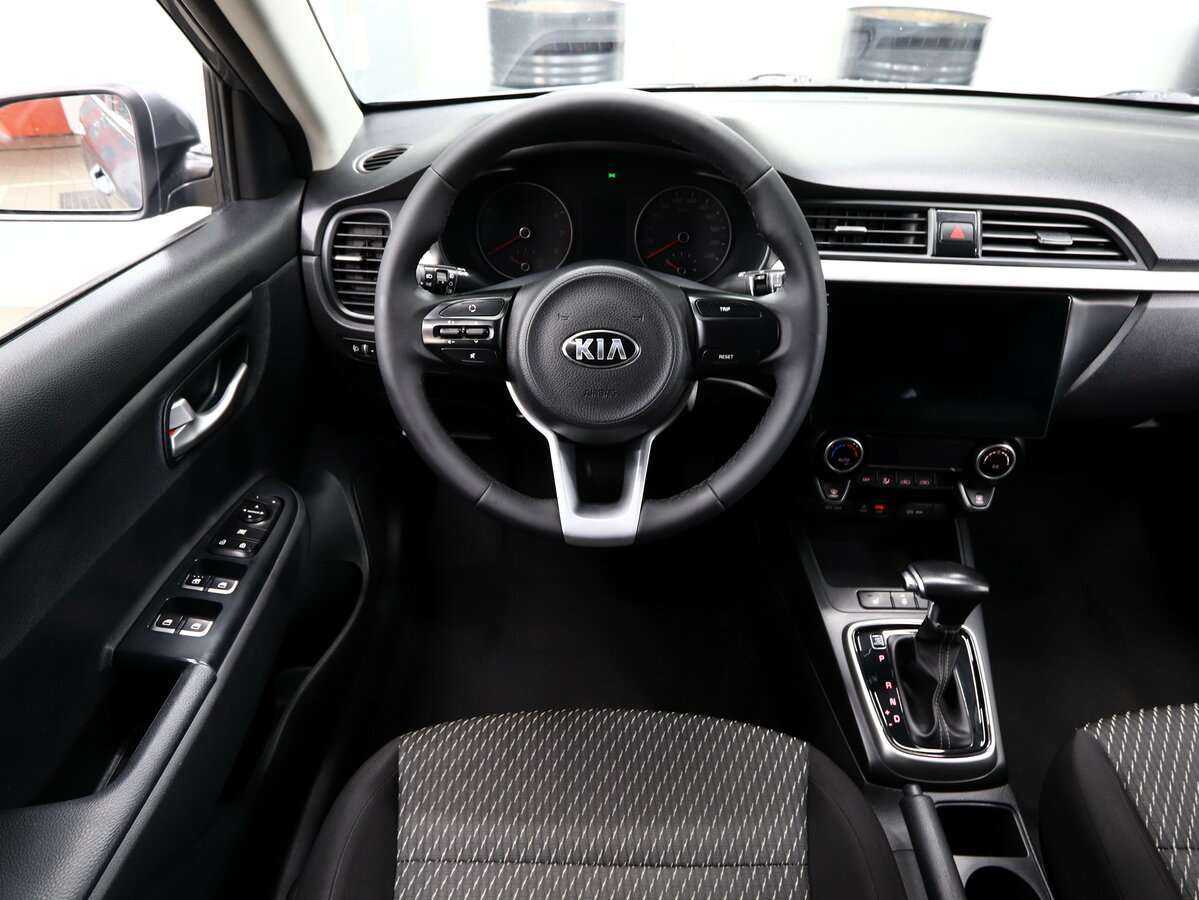 Б/У Киа Рио 2018 года. Фото: #11