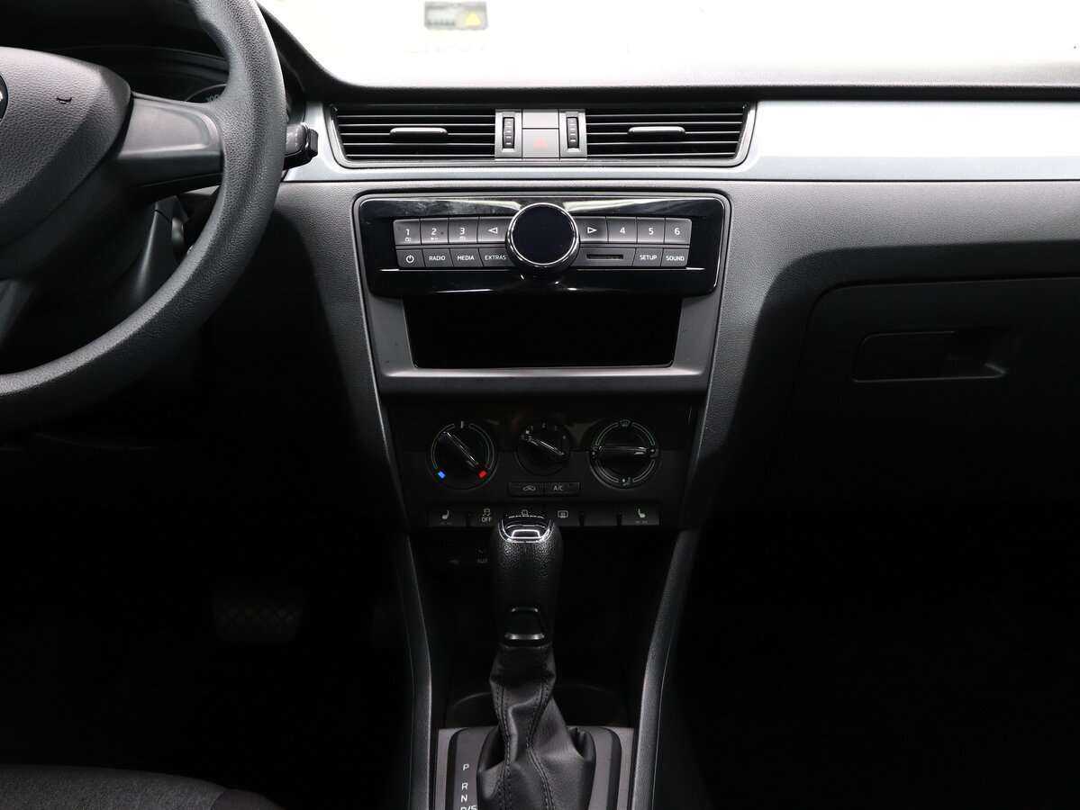 Б/У Шкода Рапид 2018 года. Фото: #7