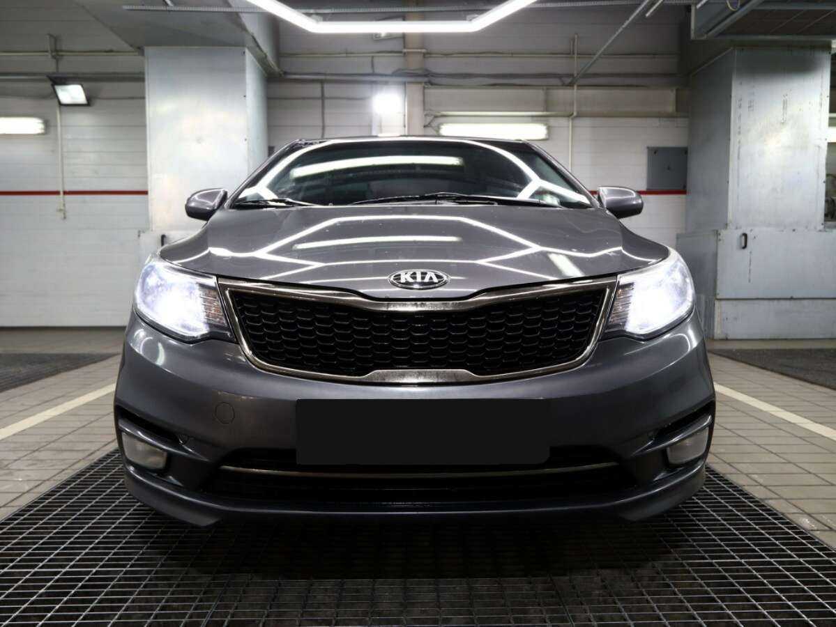 Б/У Киа Рио 2016 года. Фото: #1