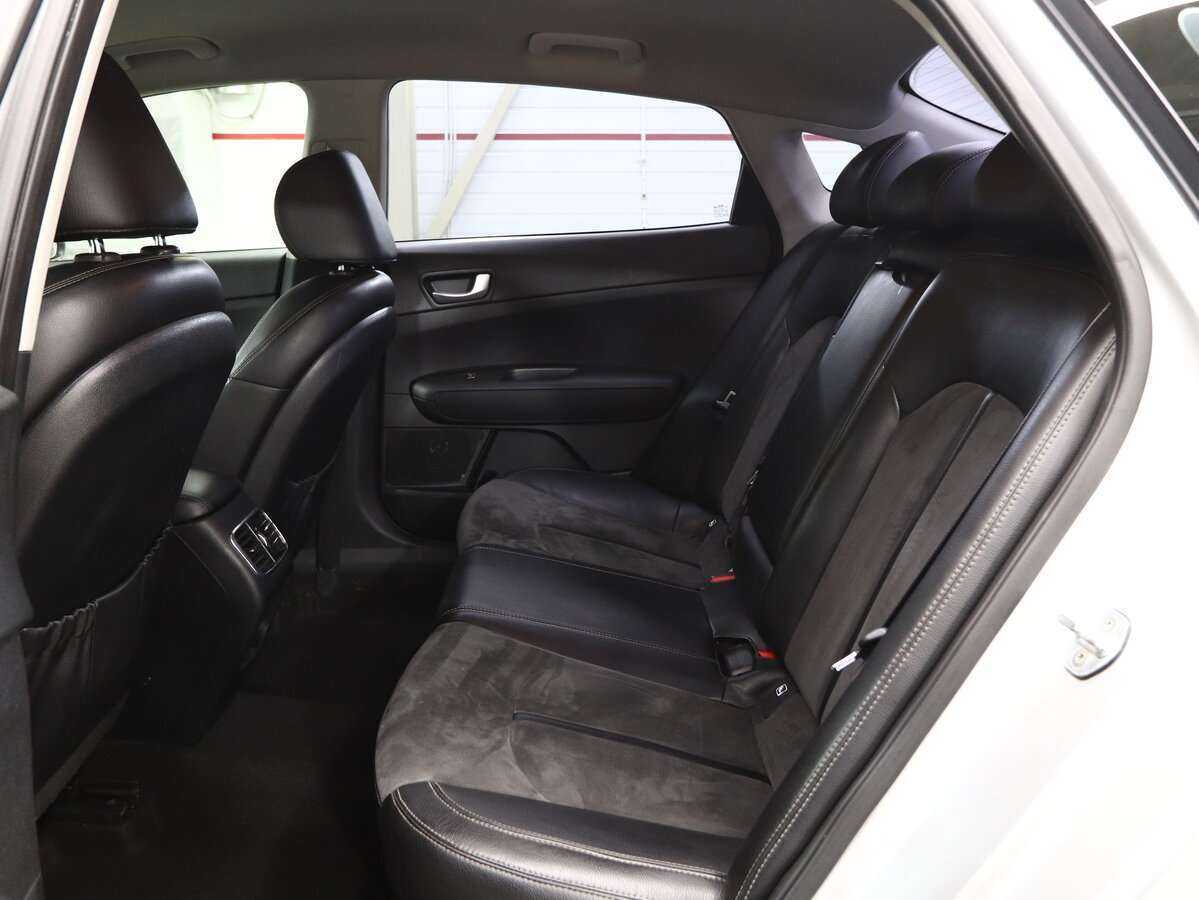 Б/У Киа Оптима 2016 года. Фото: #17