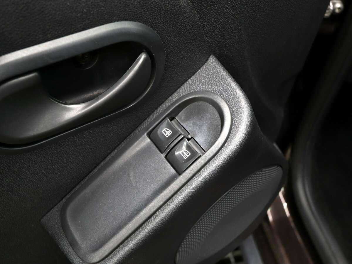 Б/У Рено Дастер 2016 года. Фото: #14