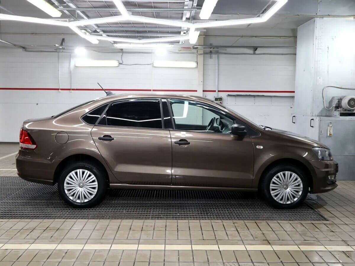 Б/У Фольксваген Поло 2018 года. Фото: #1