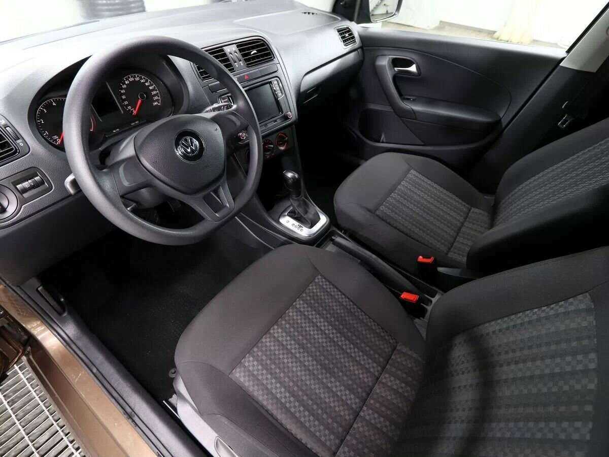 Б/У Фольксваген Поло 2018 года. Фото: #6