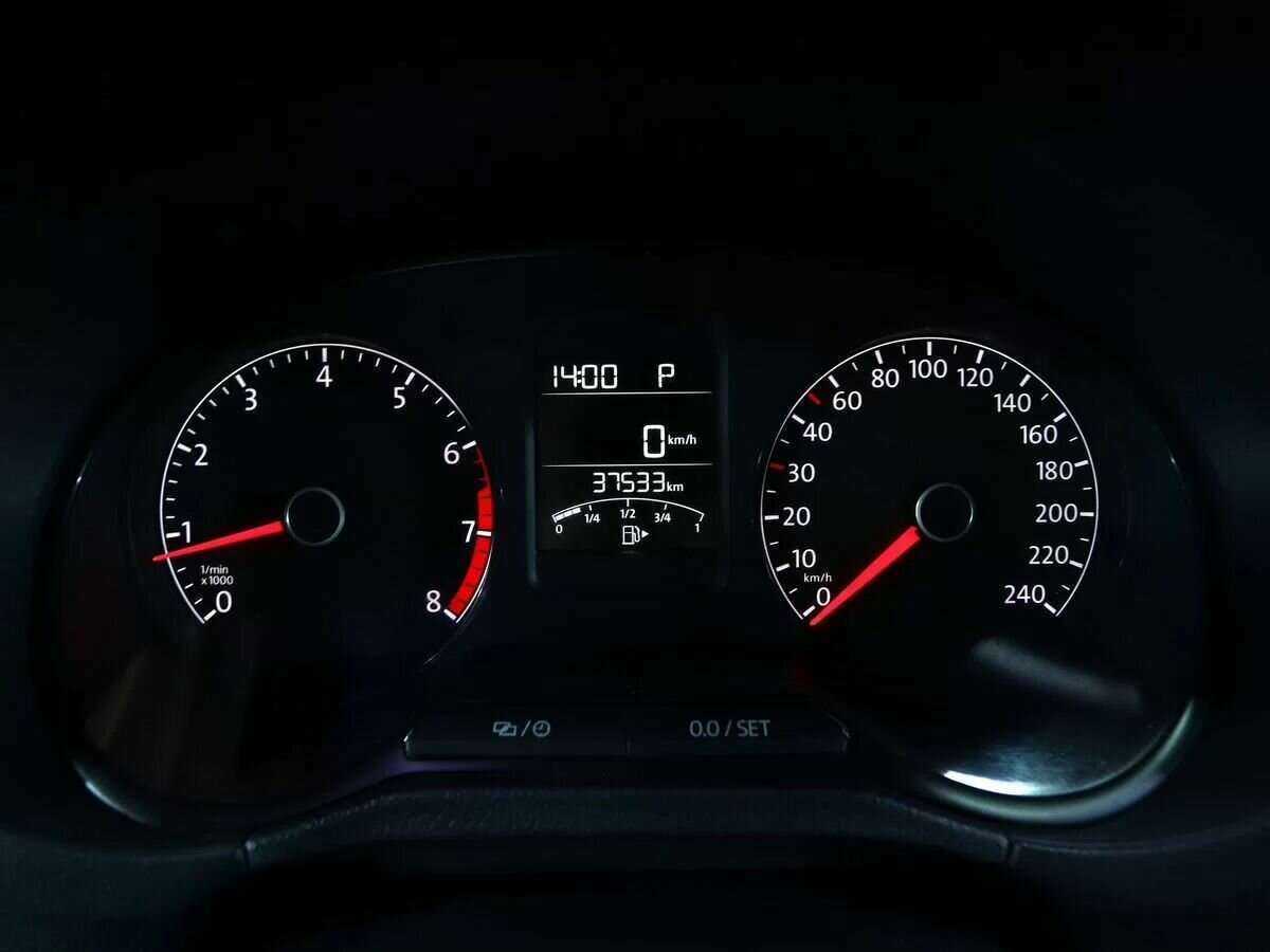 Б/У Фольксваген Поло 2018 года. Фото: #11