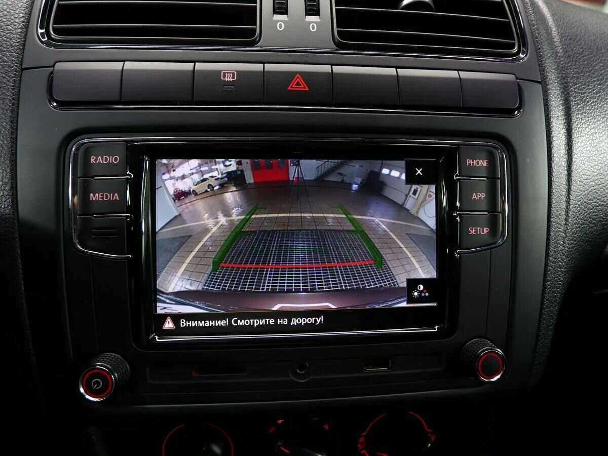 Б/У Фольксваген Поло 2018 года. Фото: #17