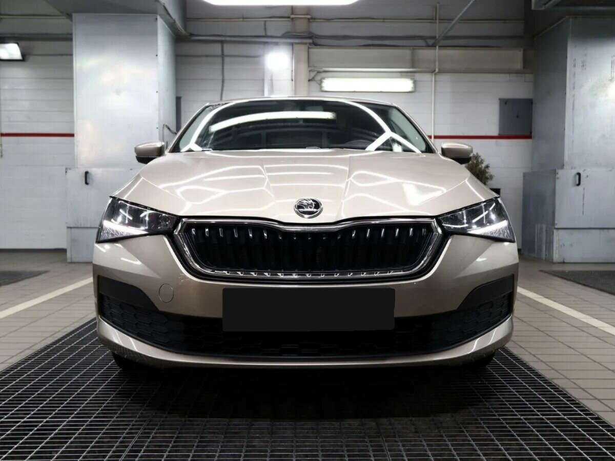 Б/У Шкода Рапид 2020 года. Фото: #1