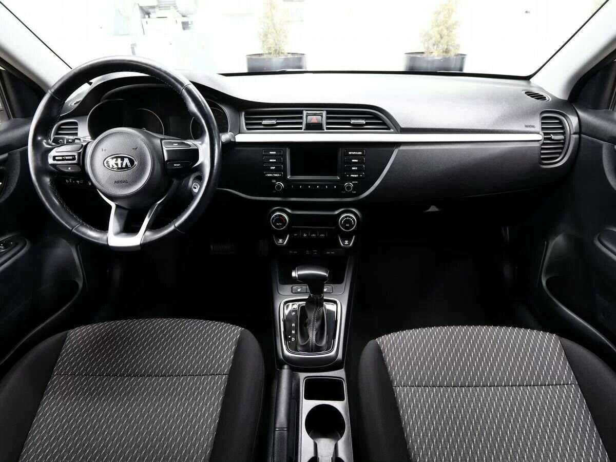 Б/У Киа Рио 2018 года. Фото: #10