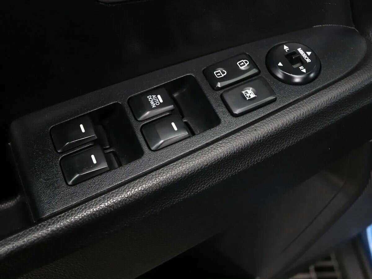 Б/У Киа Спортейдж 2013 года. Фото: #5