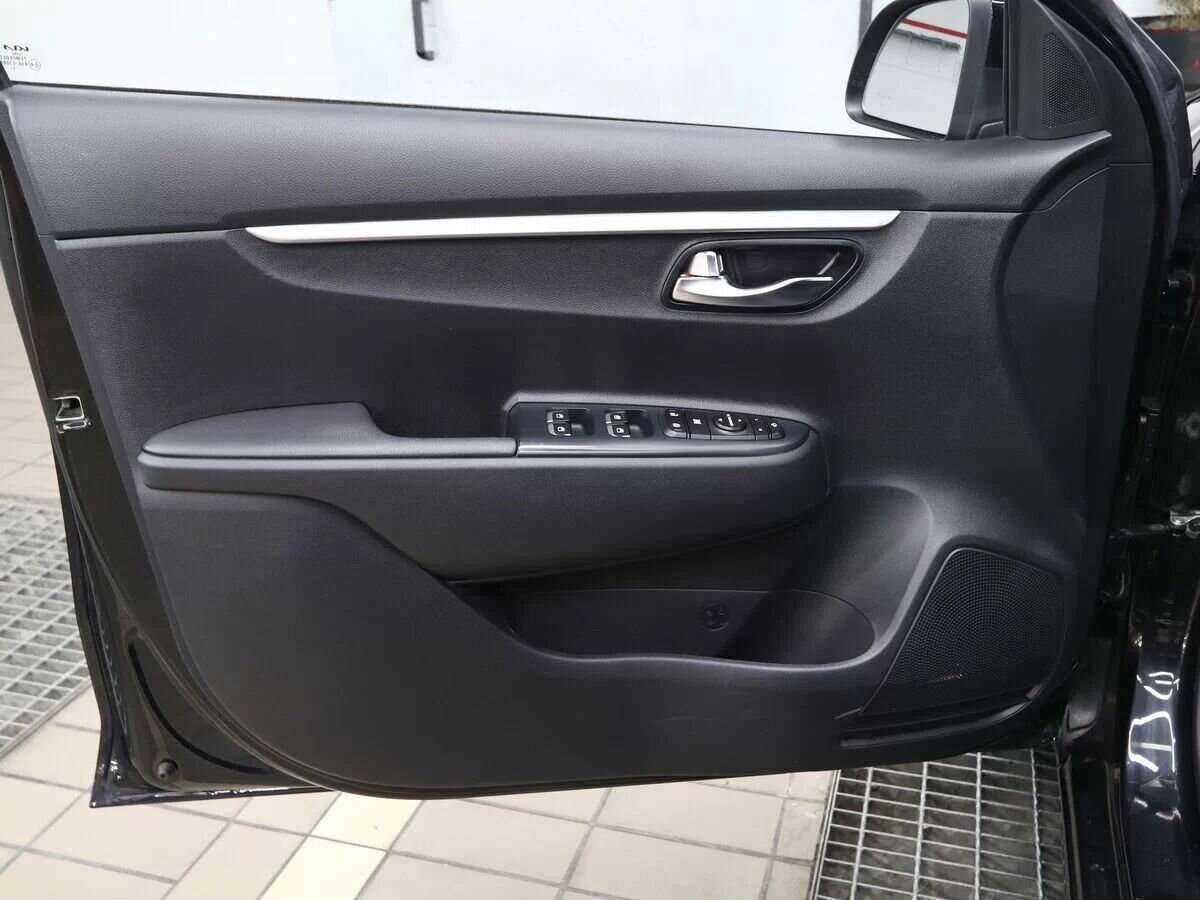 Б/У Киа Рио 2021 года. Фото: #5