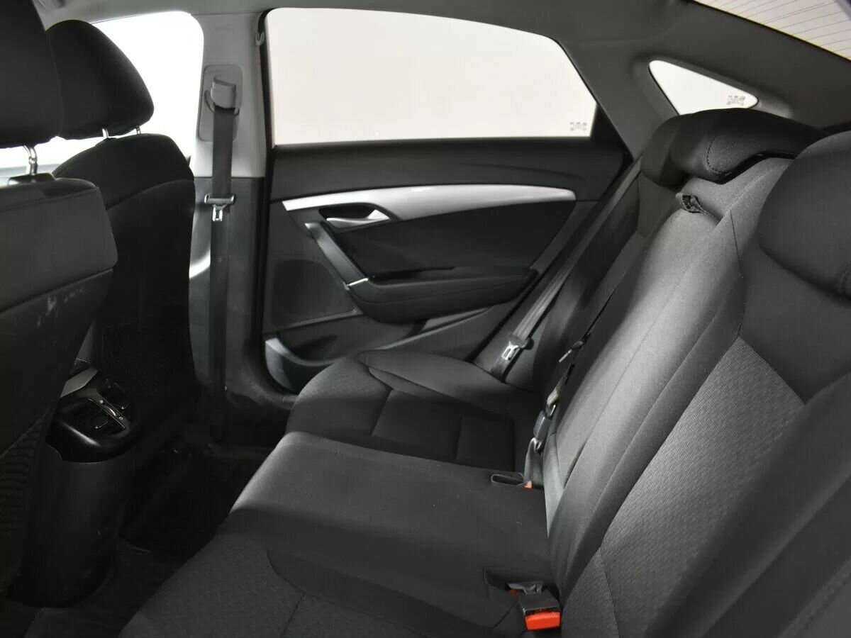 Б/У Хендай ай40 2014 года. Фото: #7