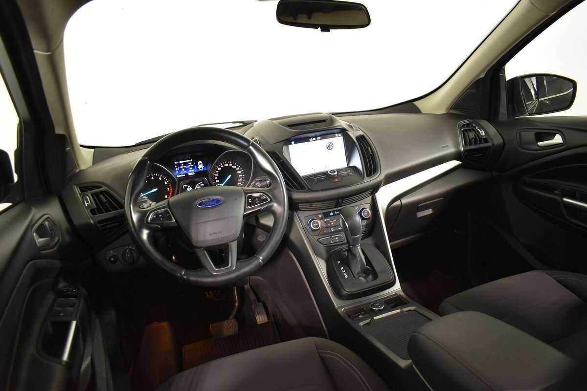 Б/У Форд Куга 2017 года. Фото: #10