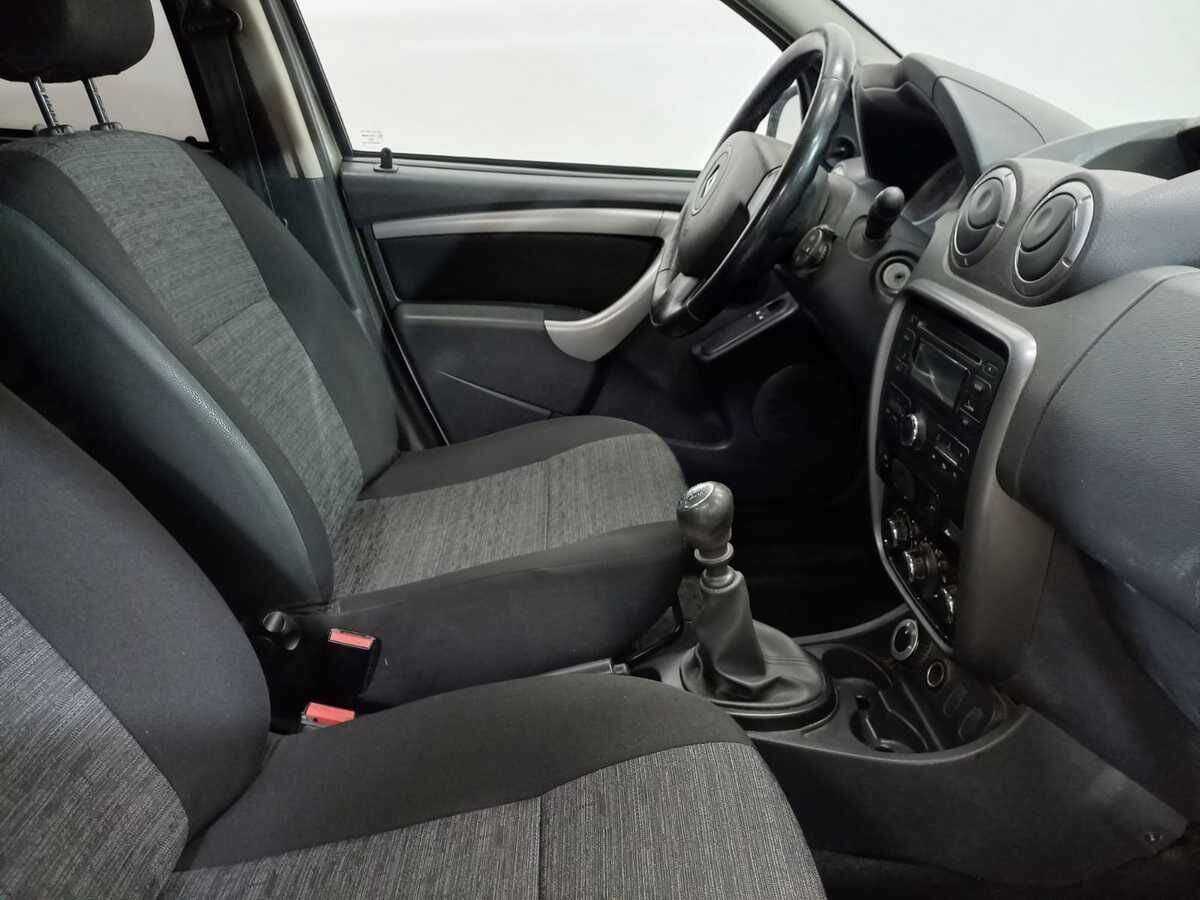 Б/У Рено Дастер 2014 года. Фото: #9