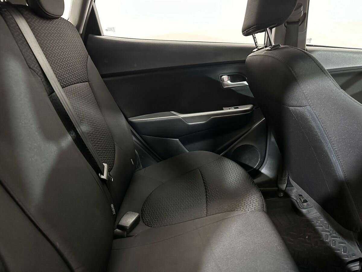 Б/У Киа Рио 2016 года. Фото: #10