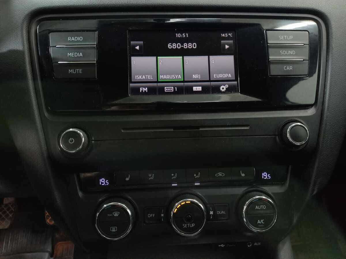 Б/У Шкода Октавия 2015 года. Фото: #12