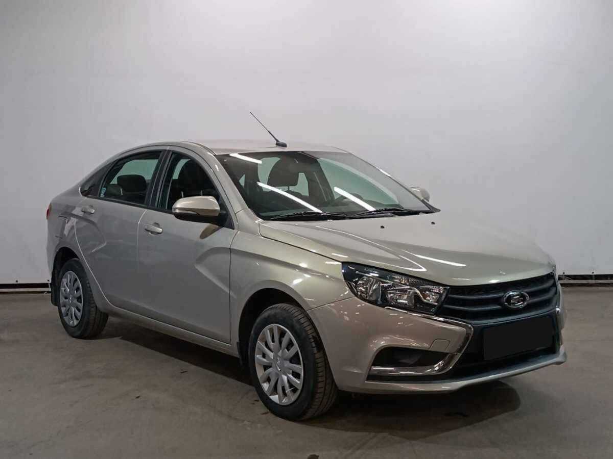 Б/У Лада (ВАЗ) Веста 2018 года. Фото: #2