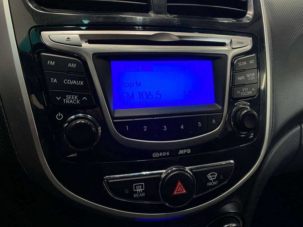 Б/У Хендай Солярис 2012 года. Фото: #13