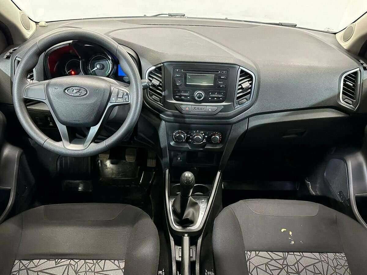 Б/У Лада (ВАЗ) ИКСРЭЙ 2017 года. Фото: #8