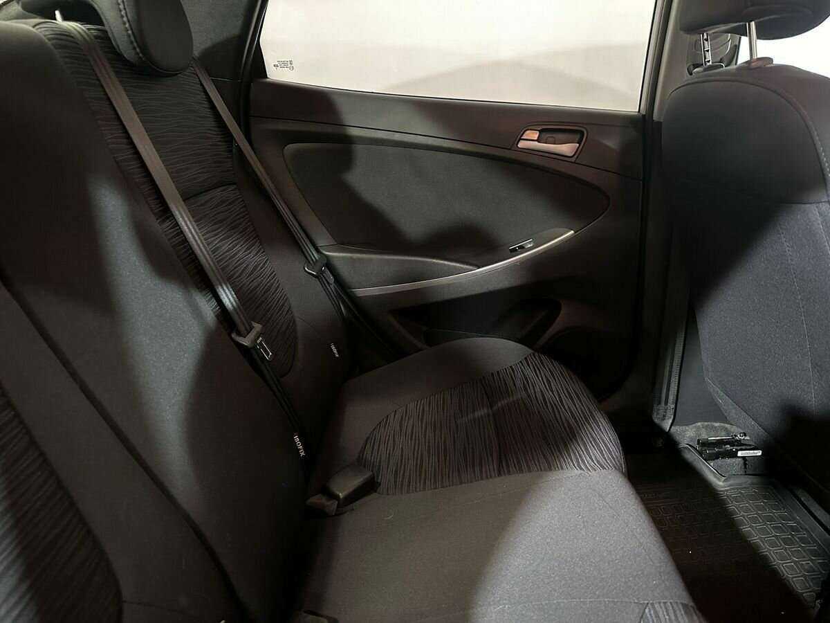 Б/У Хендай Солярис 2015 года. Фото: #11