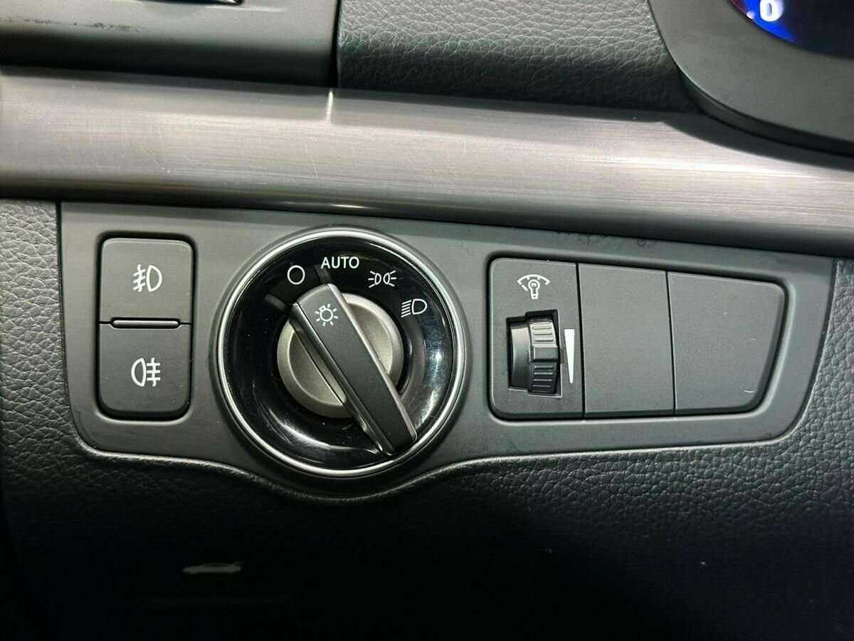 Б/У Хендай ай40 2015 года. Фото: #16