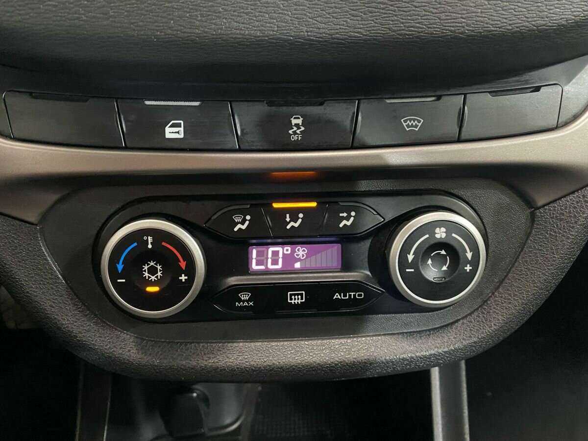 Б/У Лада (ВАЗ) Веста 2019 года. Фото: #14