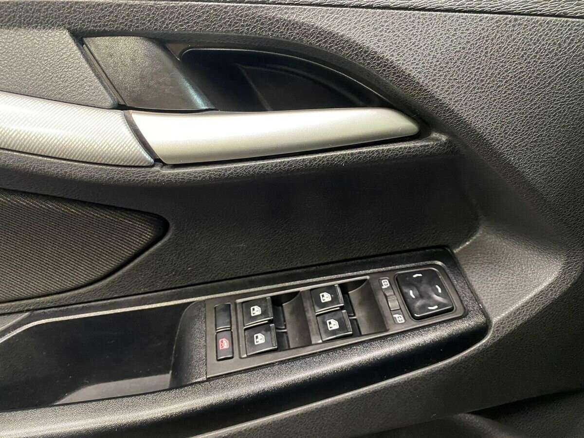 Б/У Лада (ВАЗ) Веста 2018 года. Фото: #16