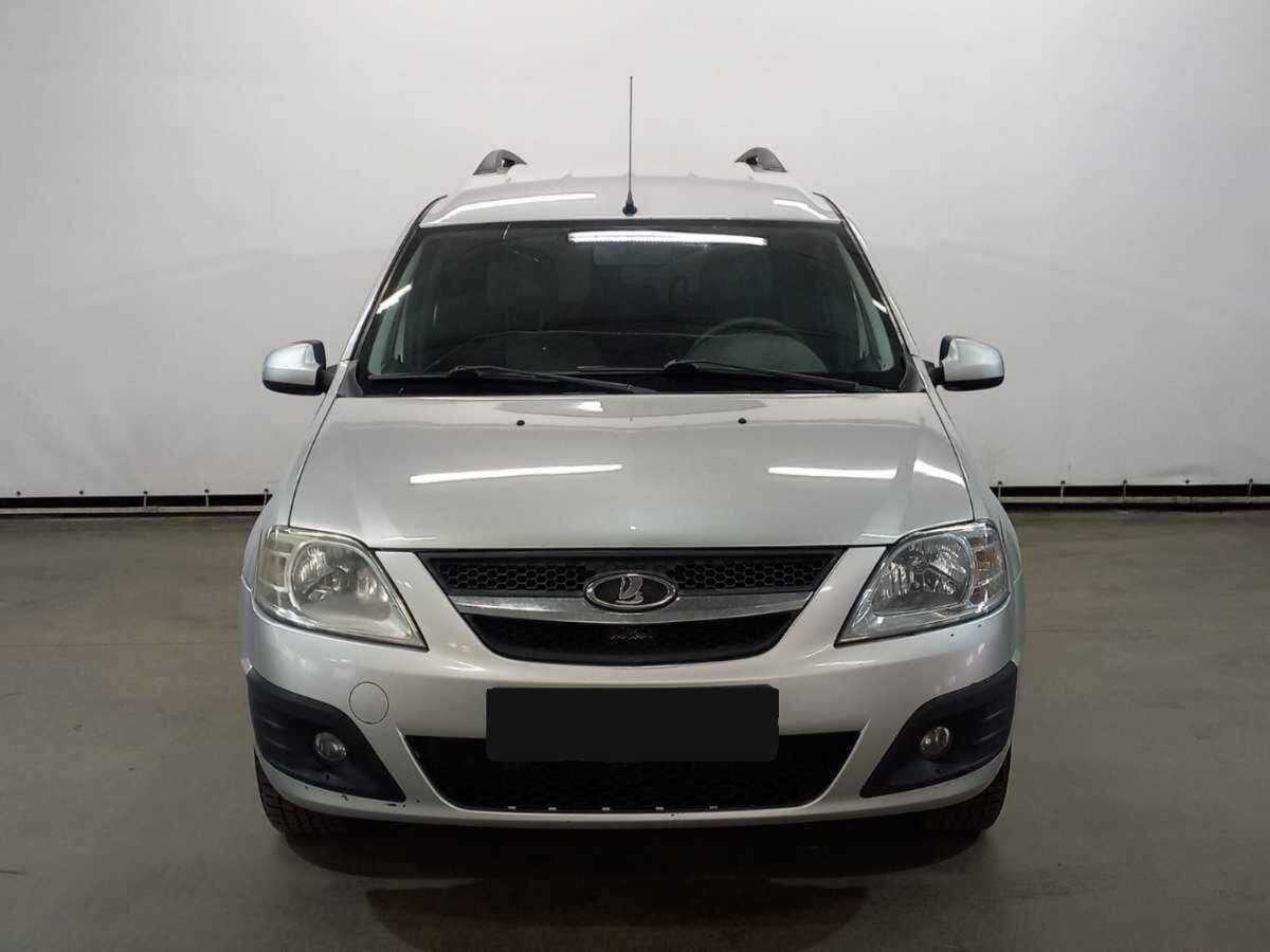 Б/У Лада (ВАЗ) Ларгус 2017 года. Фото: #1