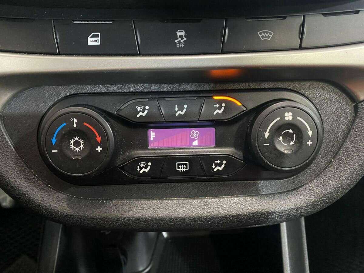 Б/У Лада (ВАЗ) Веста 2020 года. Фото: #13