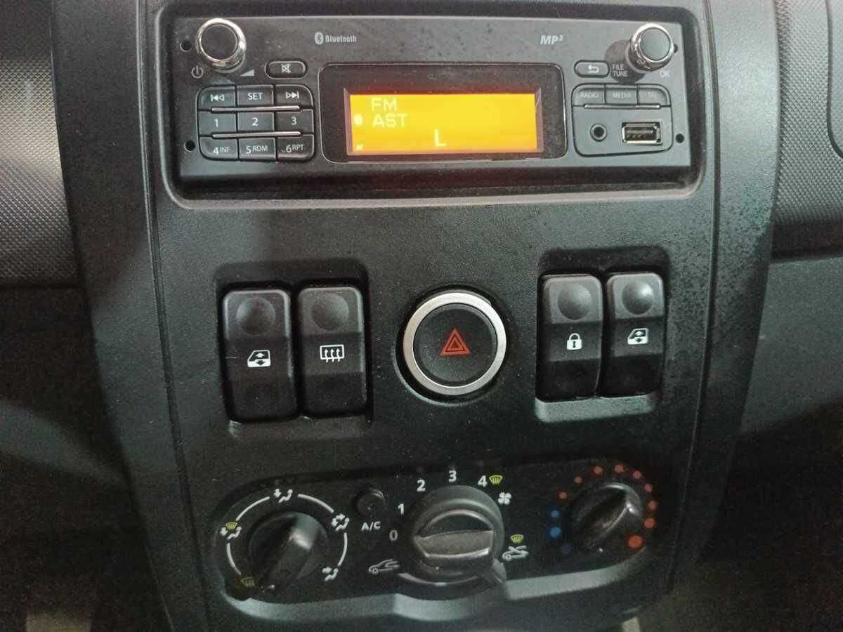 Б/У Лада (ВАЗ) Ларгус 2018 года. Фото: #12