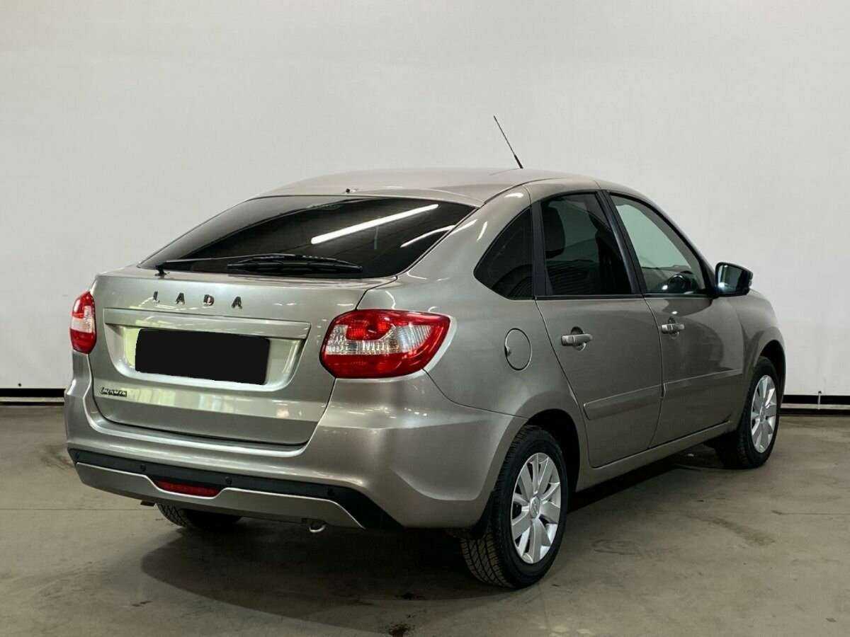 Б/У Лада (ВАЗ) Гранта 2020 года. Фото: #4