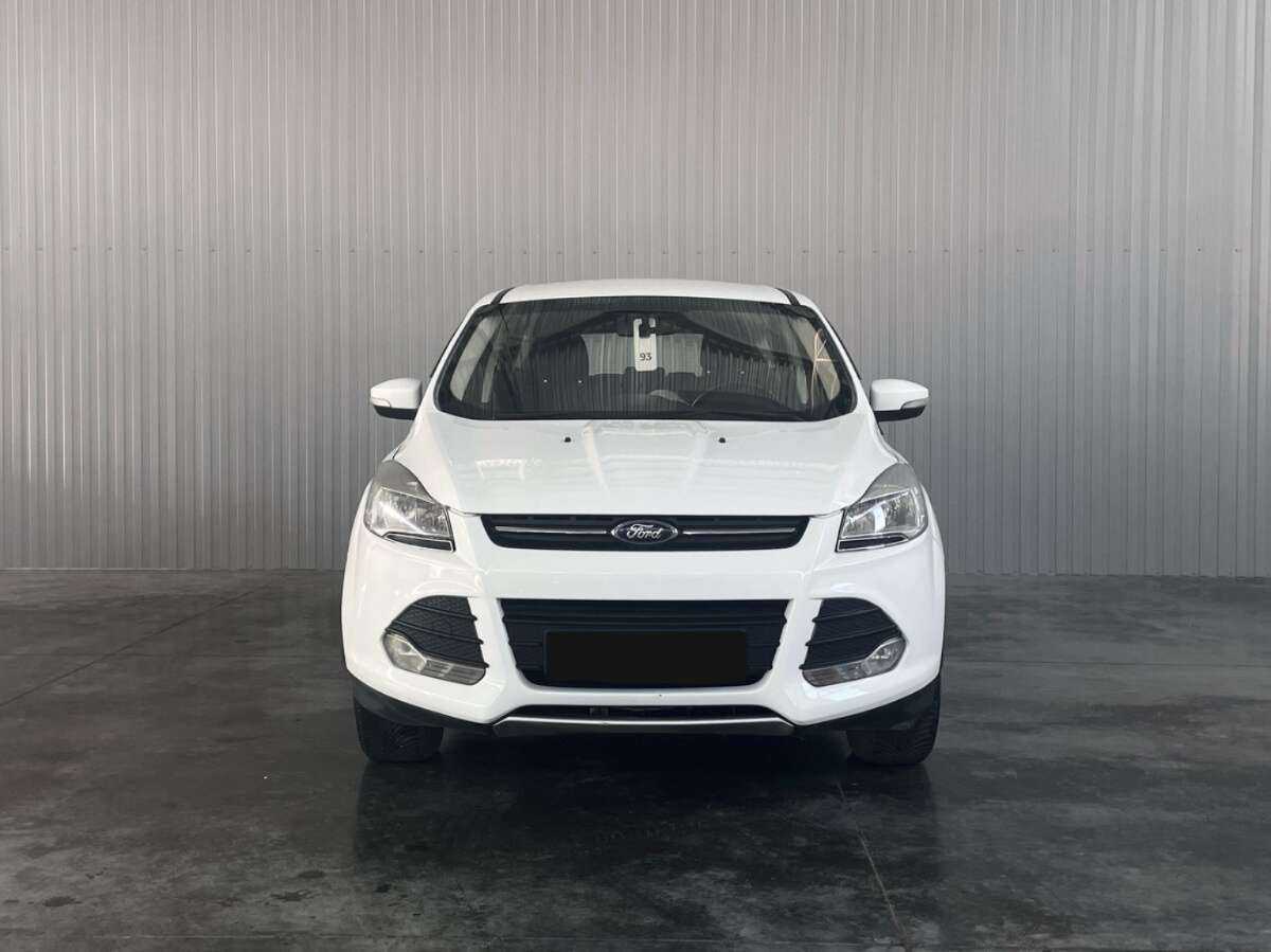 Б/У Форд Куга 2015 года. Фото: #1