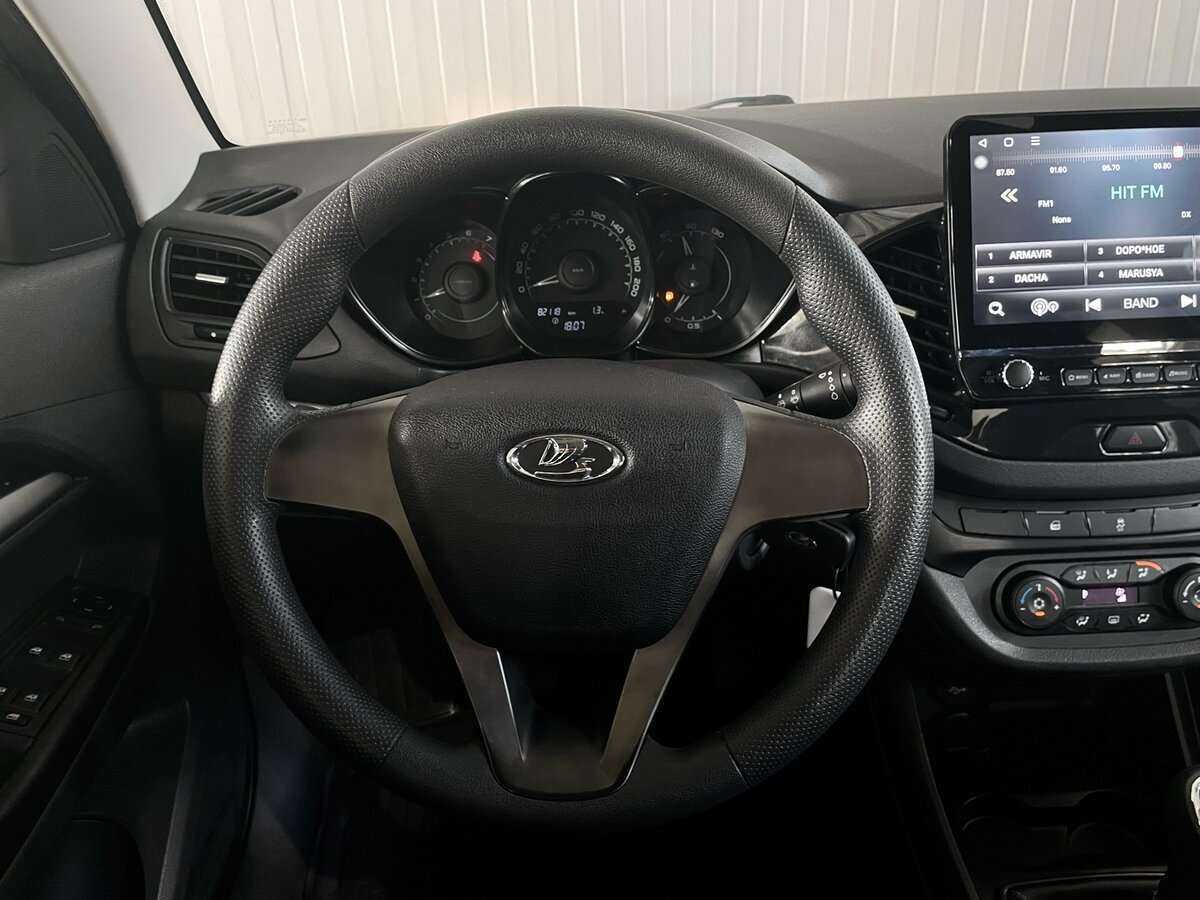 Б/У Лада (ВАЗ) Веста 2017 года. Фото: #9