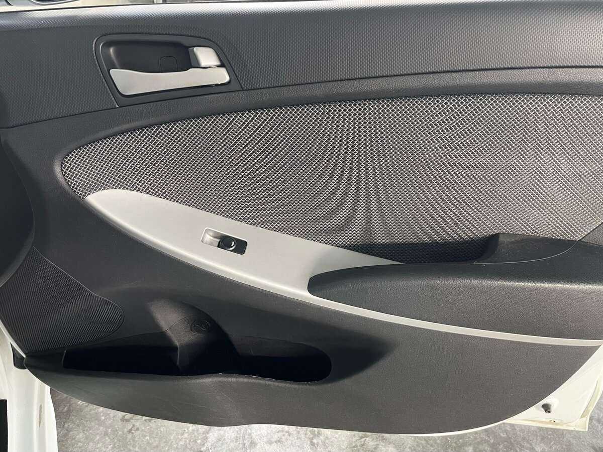 Б/У Хендай Солярис 2013 года. Фото: #20