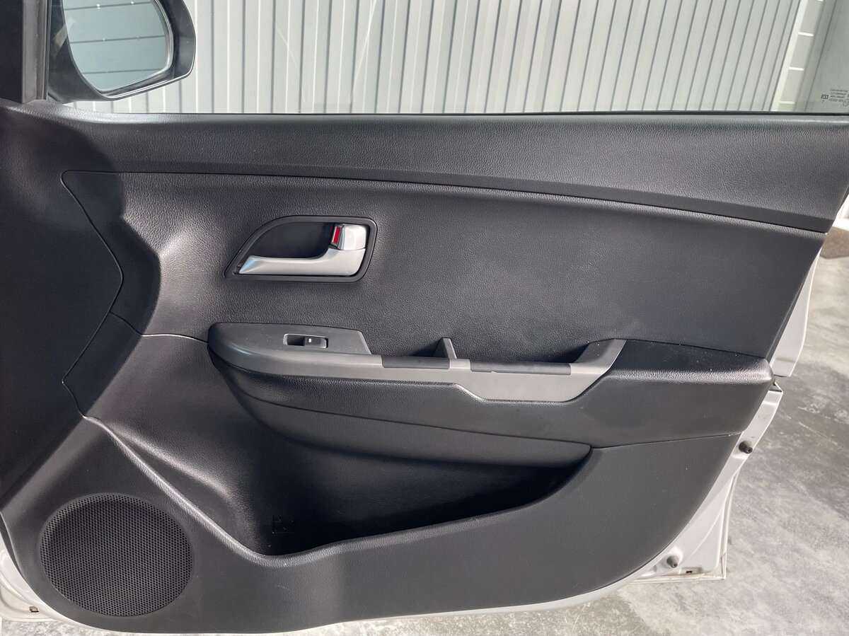 Б/У Киа Рио 2017 года. Фото: #18