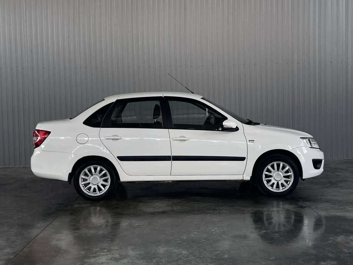 Б/У Лада (ВАЗ) Гранта 2016 года. Фото: #3