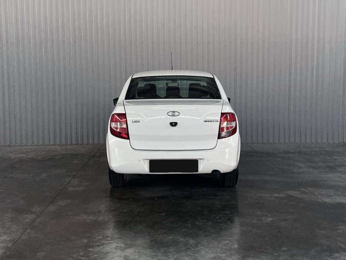 Б/У Лада (ВАЗ) Гранта 2016 года. Фото: #5