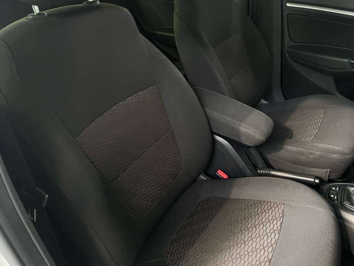 Б/У Лада (ВАЗ) Веста 2019 года. Фото: #17