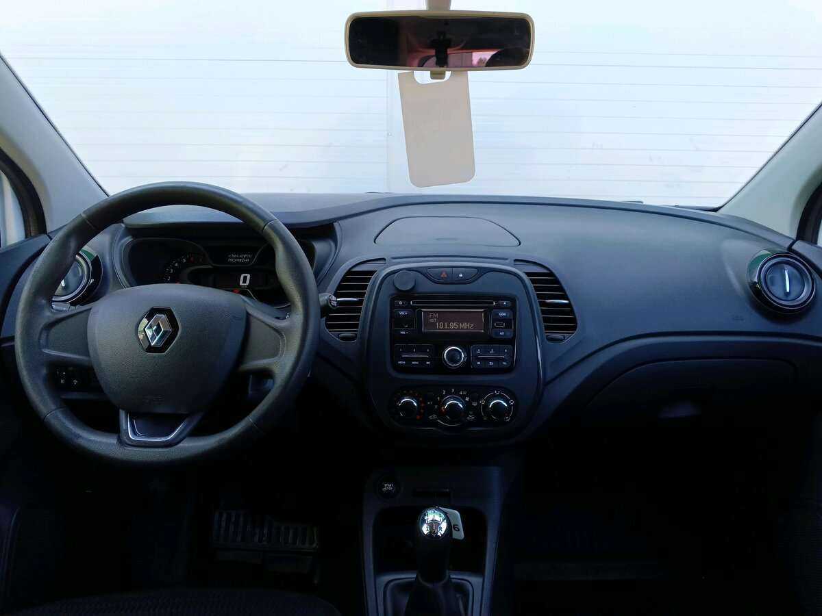 Б/У Рено Каптюр 2017 года. Фото: #8