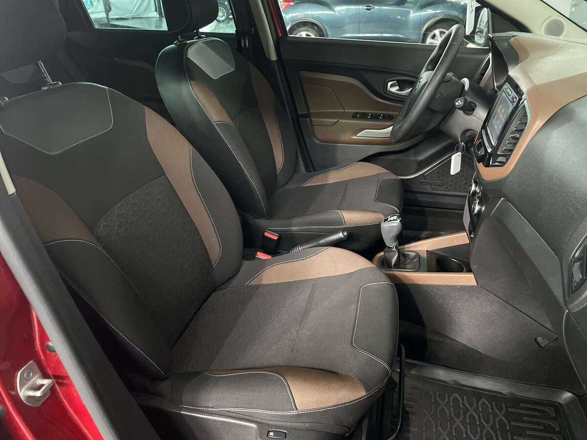 Б/У Лада (ВАЗ) ИКСРЭЙ 2017 года. Фото: #13