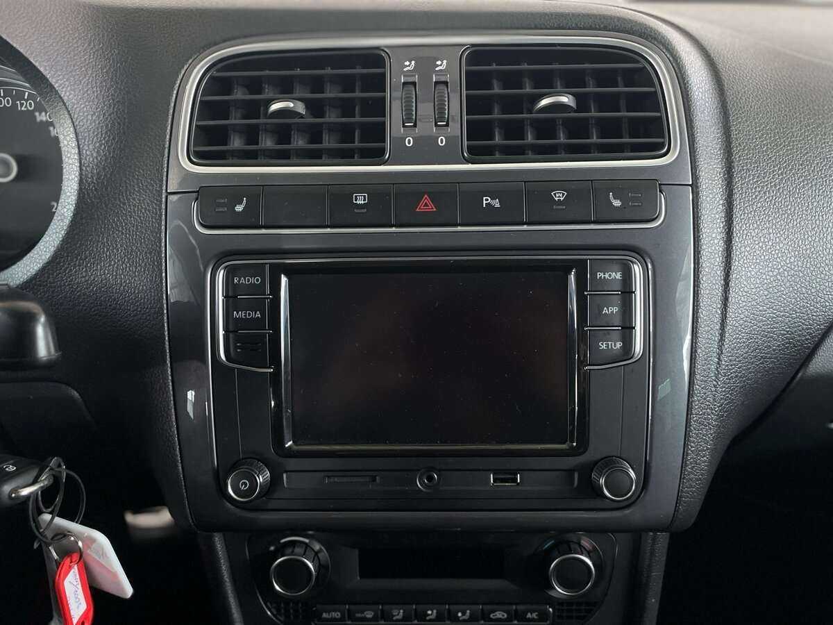 Б/У Фольксваген Поло 2018 года. Фото: #11