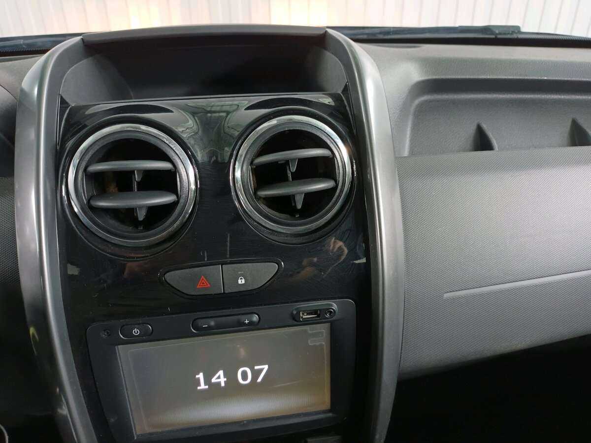 Б/У Рено Дастер 2018 года. Фото: #9