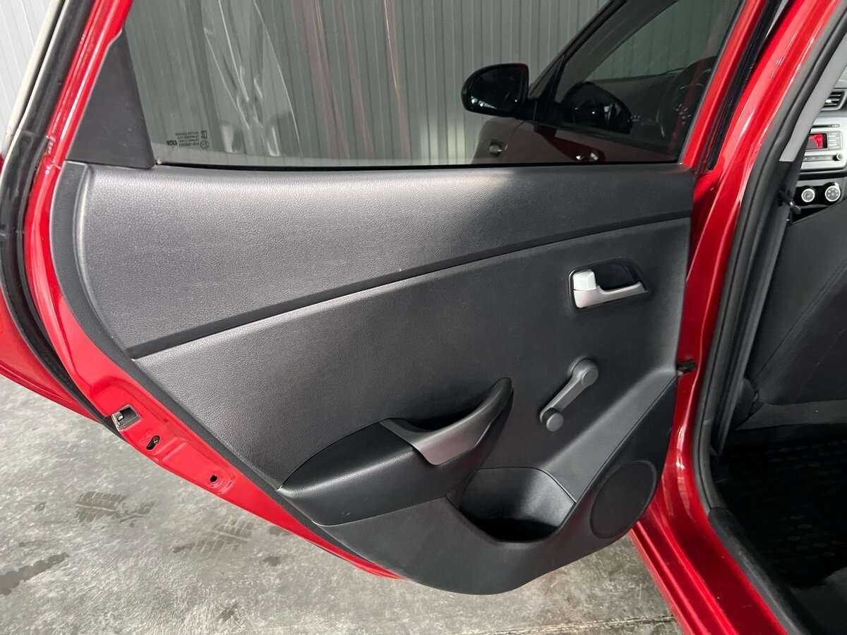 Б/У Киа Рио 2015 года. Фото: #15