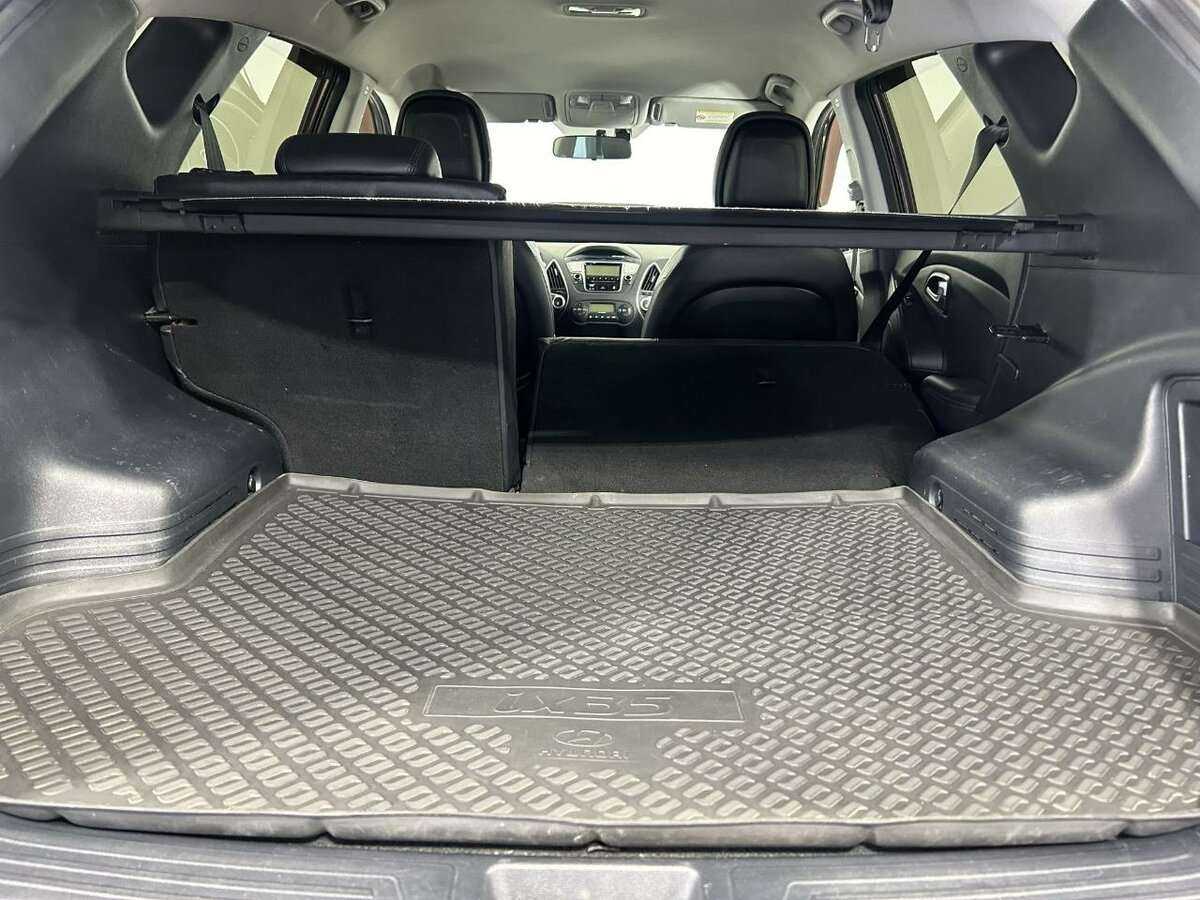 Б/У Хендай ай-икс35 2013 года. Фото: #17