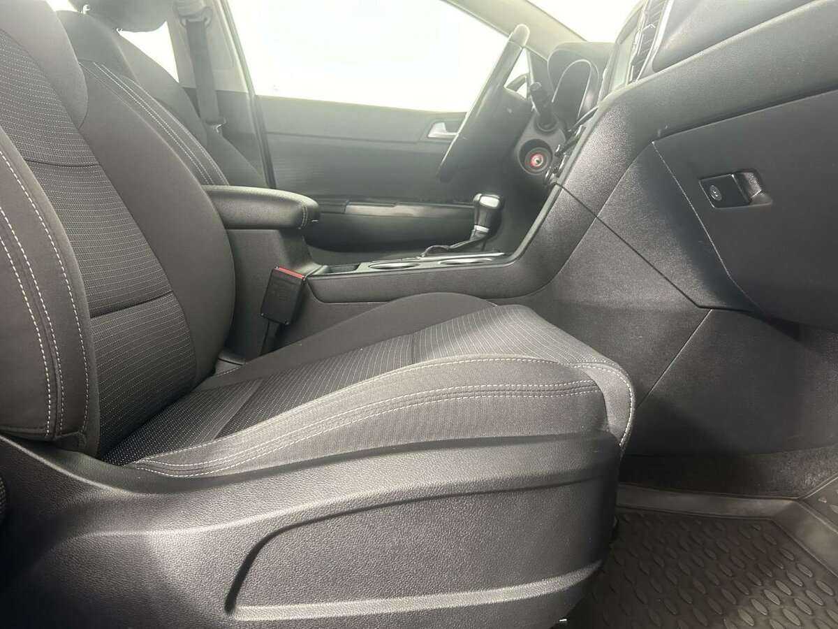 Б/У Киа Спортейдж 2017 года. Фото: #13